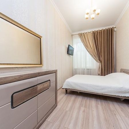 Center, Apartment On Deribasovskaya 10 Odessa Ngoại thất bức ảnh